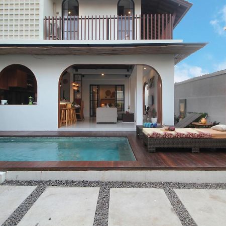 สุธา วิลลส บาหลี อันเยลีร์ Villa เซมินยัค ภายนอก รูปภาพ